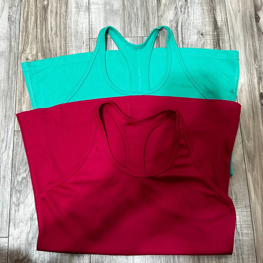 Nike Women's Sportswear Essential Ribbed Racerback Tank Bundle Lot Of 2 Size L